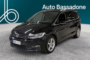 Volkswagen Touran vaihtoauto