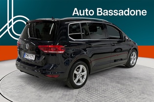 Volkswagen Touran vaihtoauto