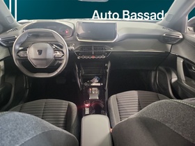 Peugeot e-2008 vaihtoauto