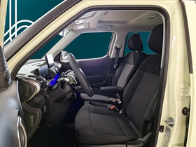 Hyundai INSTER vaihtoauto