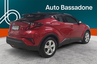 Toyota C-HR vaihtoauto