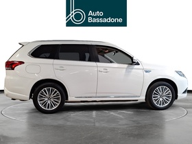 Mitsubishi Outlander PHEV vaihtoauto