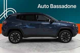 Jeep Compass vaihtoauto