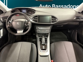 Peugeot 308 vaihtoauto