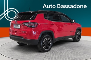 Jeep Compass vaihtoauto