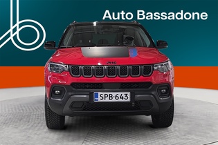 Jeep Compass vaihtoauto