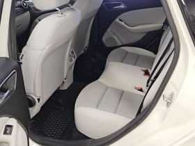 Mercedes-Benz B vaihtoauto