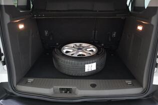 Ford Tourneo Connect vaihtoauto