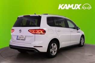 Volkswagen Touran vaihtoauto
