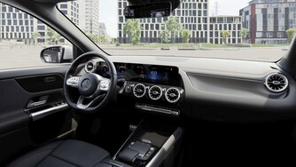 Mercedes-Benz EQA vaihtoauto