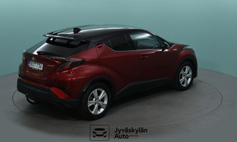 Toyota C-HR vaihtoauto