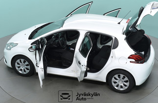 Peugeot 208 vaihtoauto