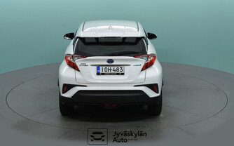 Toyota C-HR vaihtoauto