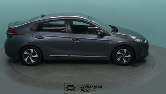 Hyundai IONIQ hybrid vaihtoauto