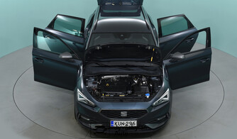 SEAT Leon Sportstourer vaihtoauto