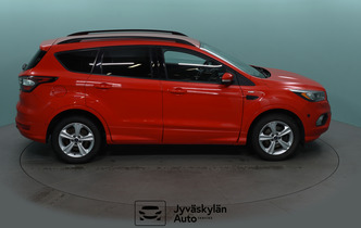 Ford Kuga vaihtoauto