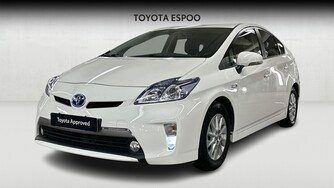 Toyota Prius Plug-in vaihtoauto