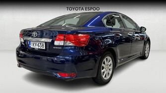 Toyota Avensis vaihtoauto