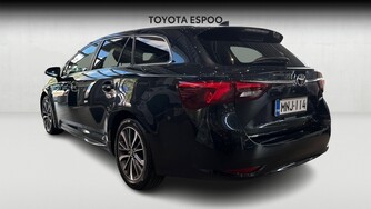 Toyota Avensis vaihtoauto