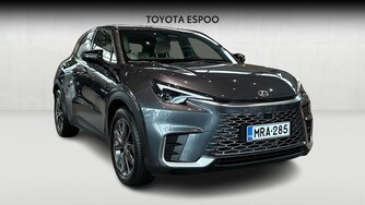 Lexus LBX vaihtoauto