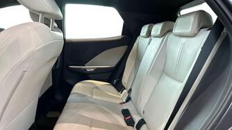 Lexus LBX vaihtoauto