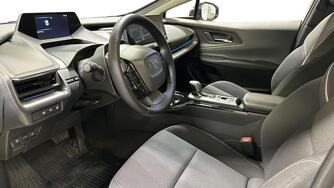 Toyota Prius Plug-in vaihtoauto