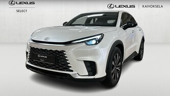 Lexus LBX vaihtoauto