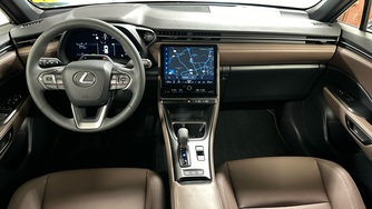 Lexus LBX vaihtoauto