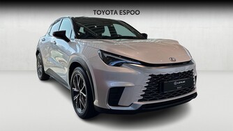 Lexus LBX vaihtoauto