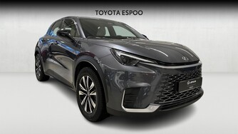 Lexus LBX vaihtoauto