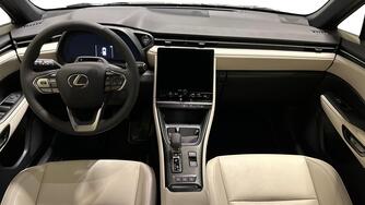 Lexus LBX vaihtoauto