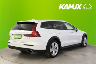 Volvo V60 Cross Country vaihtoauto