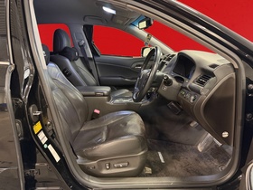 Toyota Crown vaihtoauto