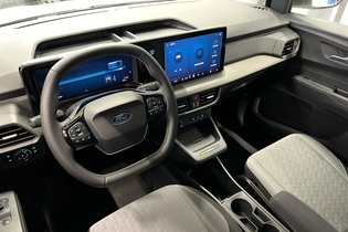 heti ajoon Ford Transit Courier