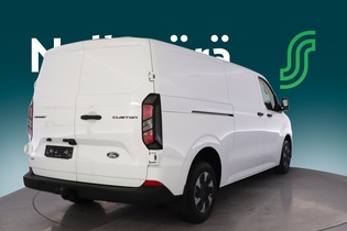 heti ajoon Ford Transit Custom