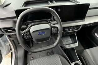 heti ajoon Ford Transit Courier