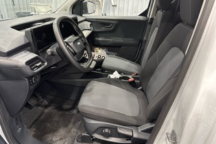 heti ajoon Ford Transit Courier