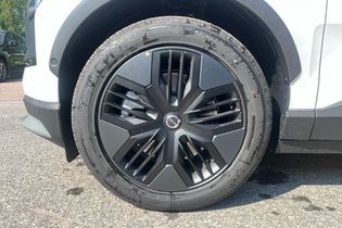 heti ajoon Volvo EX30 Cross Country