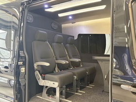 heti ajoon Ford Transit
