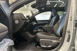 heti ajoon Volvo EX30 Cross Country