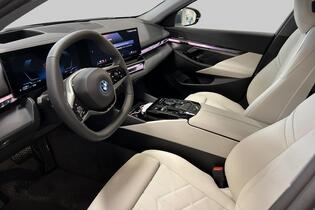 heti ajoon BMW 5-sarja