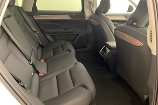 heti ajoon Volvo ES90