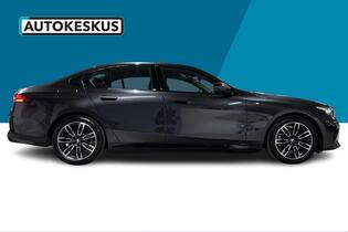 heti ajoon BMW 5-sarja