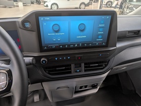 heti ajoon Ford Transit Custom