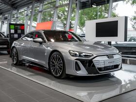 heti ajoon Audi e-tron GT