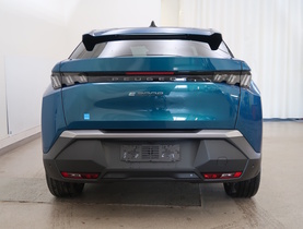 heti ajoon Peugeot E-3008