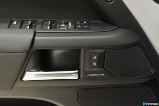 heti ajoon Land Rover Defender