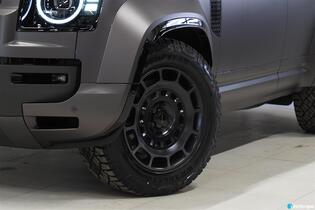 heti ajoon Land Rover Defender