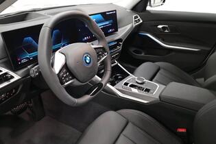 heti ajoon BMW 330