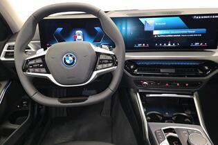 heti ajoon BMW 330